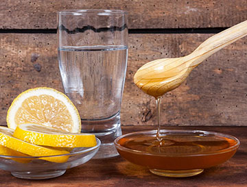 limon bal ılık su öksürüğe iyi gelir